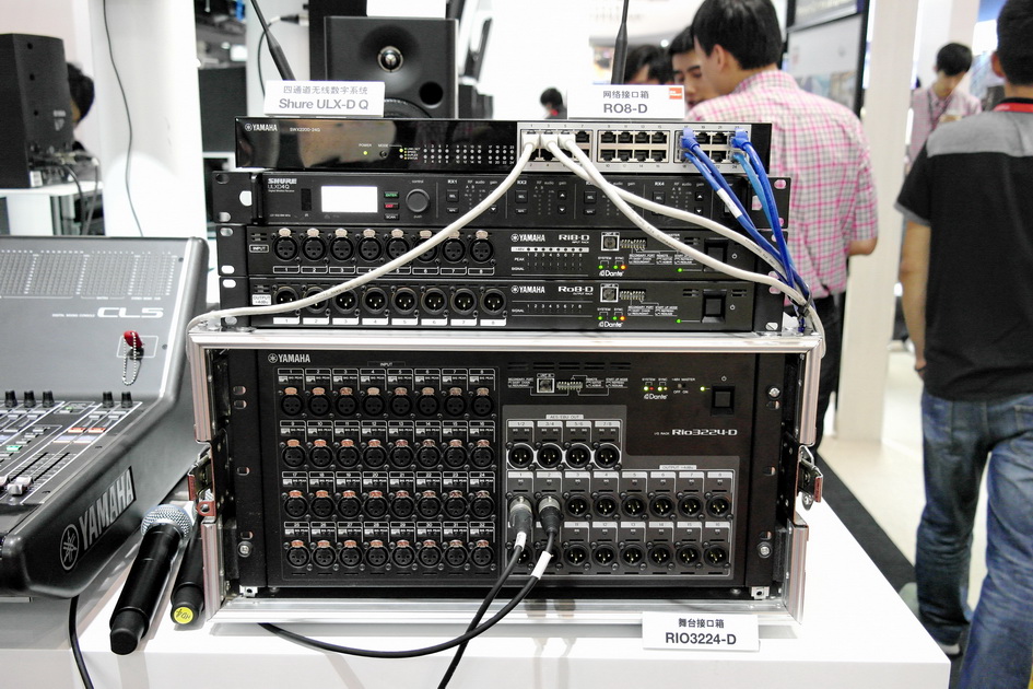 UG环球专业音响新产品亮相PALM EXPO 2013展会 
