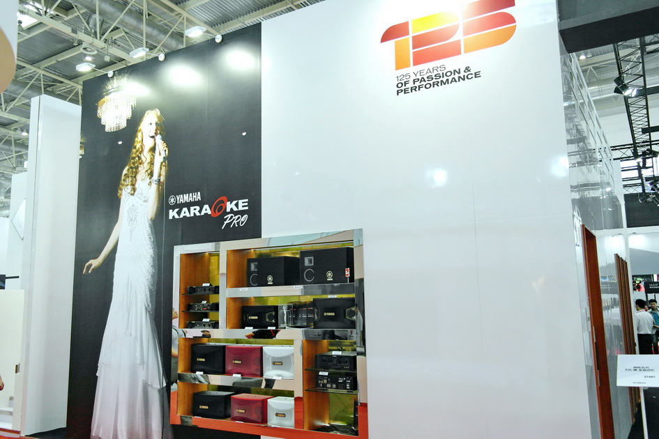 UG环球专业音响新产品亮相PALM EXPO 2013展会 