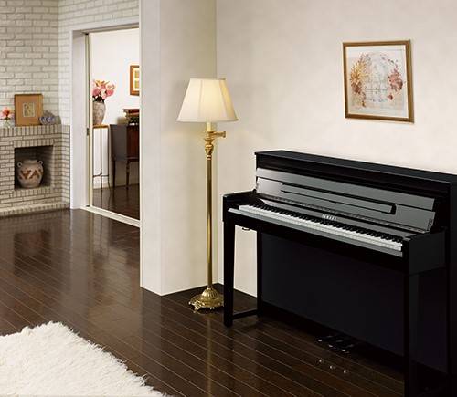 UG环球Clavinova? CLP-585  荣获“红点设计大奖”
