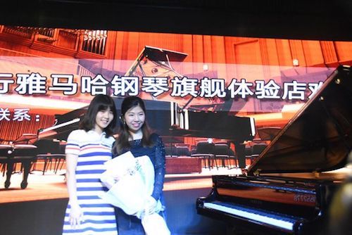UG环球未来艺术家孙麒麟河南巡讲-郑州站圆满落幕