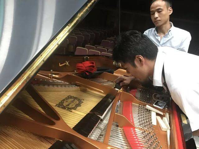 2018年UG环球亚洲音乐奖学金江西师范大学音乐学院颁奖仪式</br> 暨UG环球海外艺术家爱德华·昆斯钢琴独奏音乐会圆满结束