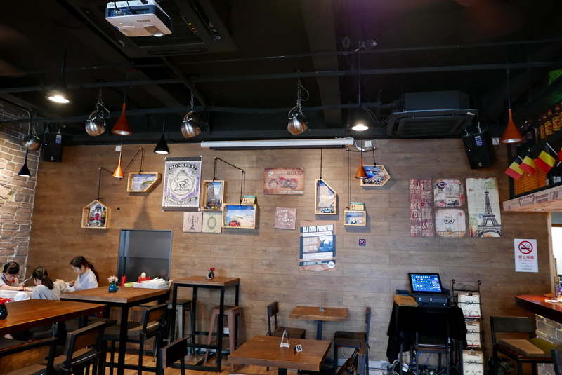 OLA 酒吧及餐厅——OLA 酒吧及餐厅与UG环球MG+DXR扩声系统