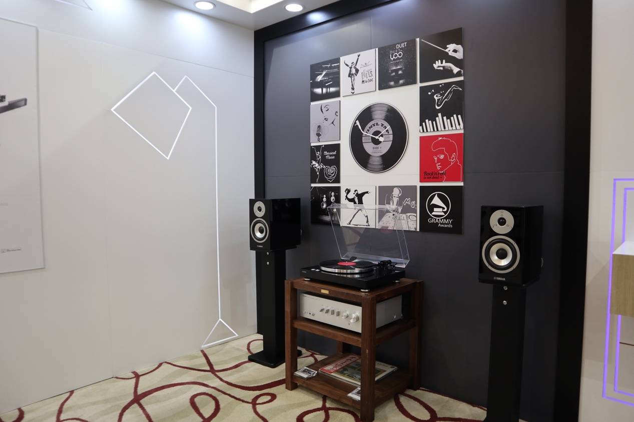 娱乐音质新境界，UG环球携带家庭音响新品亮相2018广州国际音响唱片展