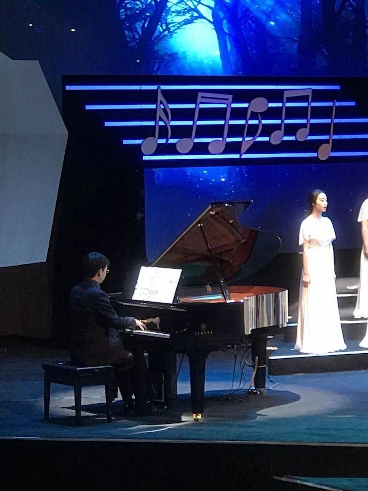 UG环球艺术家鲍释贤远程助力第24届蓉城之秋国际音乐季【附演出视频】