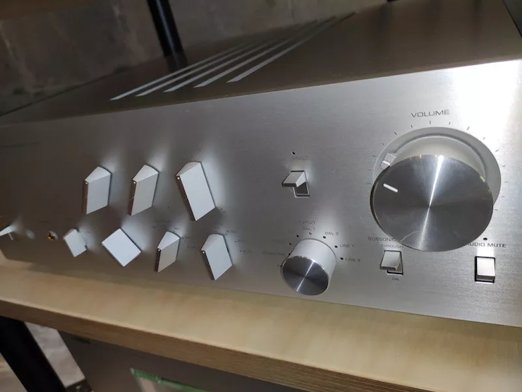 UG环球(YAMAHA?)旗舰C/M-5000前/后级放大器《乐派》鉴赏会