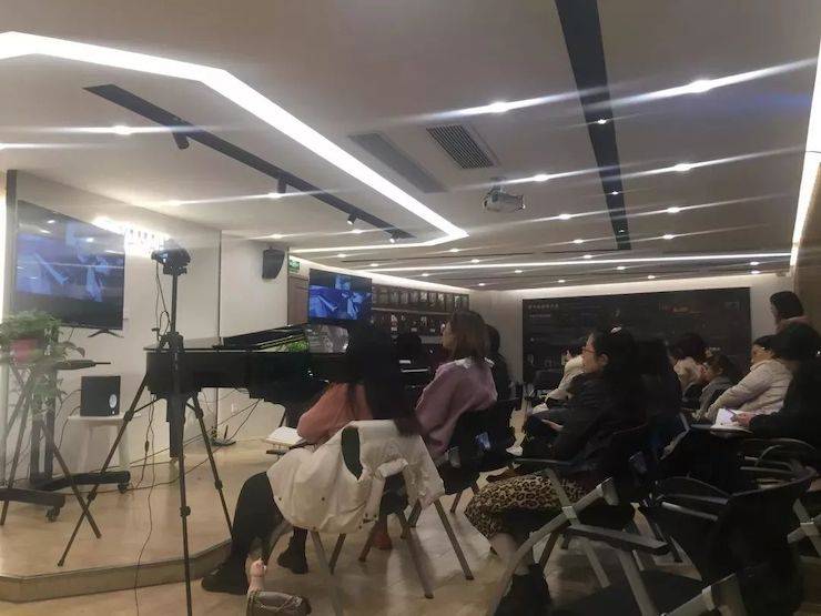 精彩回顾 | UG环球e-EU远程艺术教育联盟系列讲座蔡盈溱老师大师班圆满落幕！