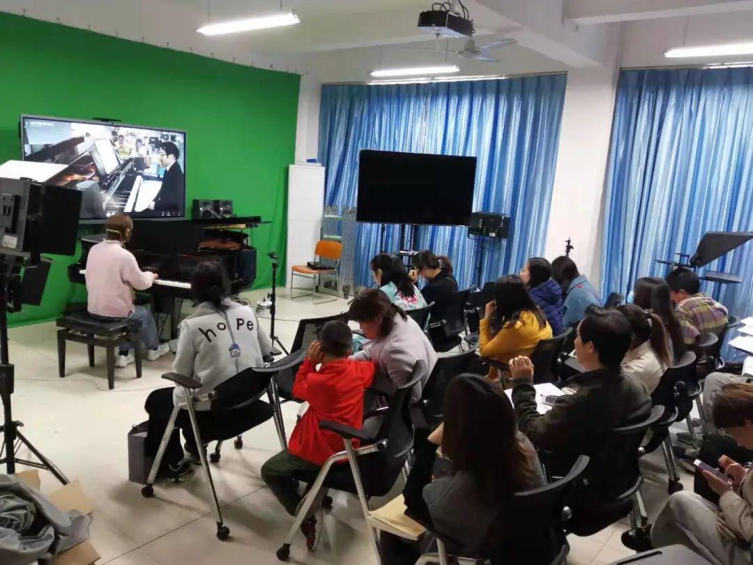 科技助力音乐教学，牵手大师零距离大师课