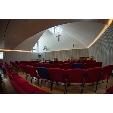 Crossway基督教中心用UG环球将人们聚集在一起