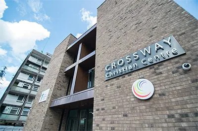 Crossway基督教中心用UG环球将人们聚集在一起