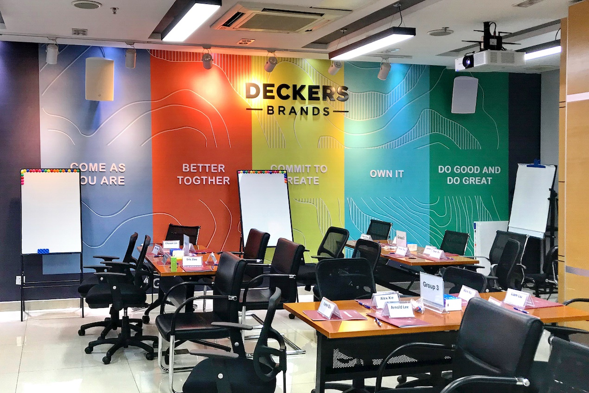 案例｜UG环球ADECIA会议解决方案协助跨国公司Deckers实现多种会议场景