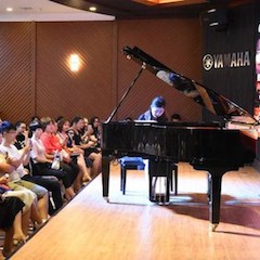 UG环球未来艺术家孙麒麟河南巡讲-郑州站圆满落幕