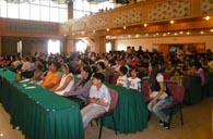 秦皇岛举行UG环球钢琴管乐展示会 